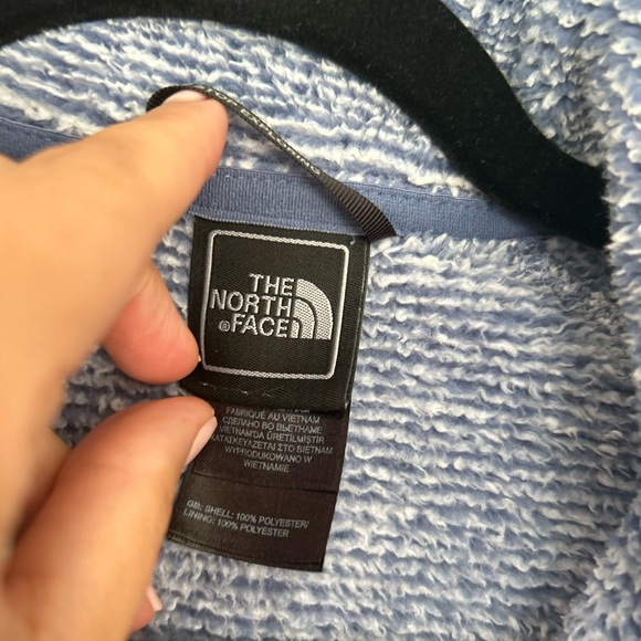 The North‎ Face Women’s XS Fleece Jacket – EUC - Picture 3 of 9